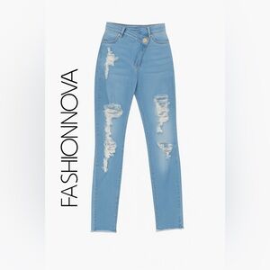 Fashion Nova Distressed High Waist Jeans – Size 11